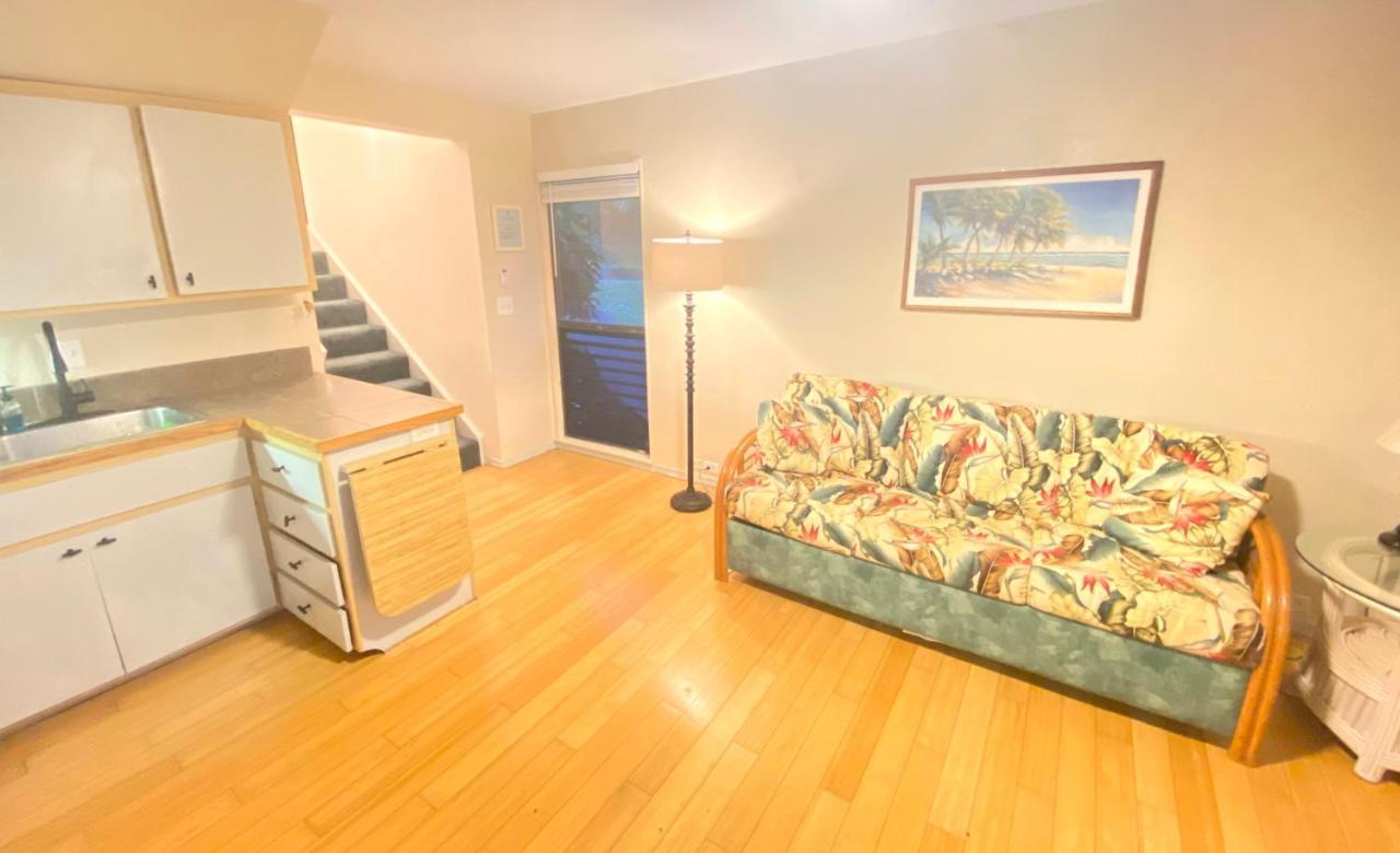 Beachfront 1 Bedroom Condo With Private Beach, Pool, Hot Tub Pahala 외부 사진